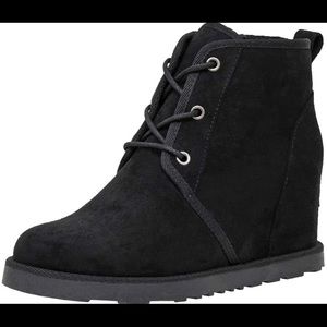 Dunes Women's Kim hidden wedge boot +Memory Foam & Wide Widths